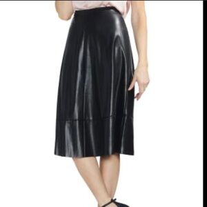 Vince Camuto black vegan leather knee lent to skirt - Size 12
